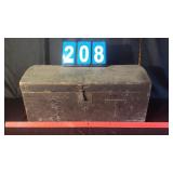 PRIMITIVE DOME TOP PAINTED TRUNK