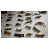 VINTAGE FISHING LURE COLLECTION