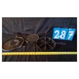 2 CAST IRON GRIDDLES & DIVIDED SKILLET