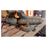 WILTON BENCH VISE