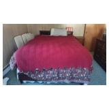 FULL SIZE BED FRAME & BEDDING