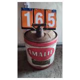 AMALIE METAL GAS CAN