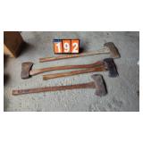 4 AXES
