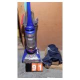 HOOVER WINDTUNNEL CANISTER VACUUM