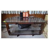 WOOD/GLASS TV ENTERTAINMENT STAND