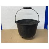 Cast Iron Cauldron Bean Pot 3 Legs