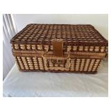 Nice Clean Picnic Basket