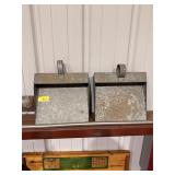 2 galvanized dustpans