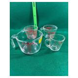 4 vintage Pyrex measuring cups