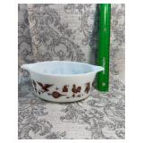 Pyrex ï¿½early Americanï¿½ pattern casserole dish