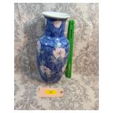 Pink flowered chinoiserie vase