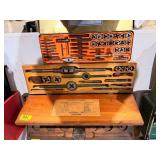 Vintage Greenfield Tal and Die set w/misc set