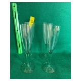 4-champagne flutes