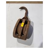 Antique snatch block pulley