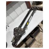 Vehicle tow bar