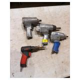 Pneumatic impacts and chisel