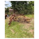 New holland side delivery hay rake