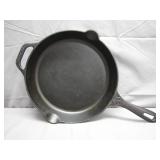 Victoria Cast Iron Skillet, 12-Inch