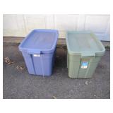 Rubbermaid Roughneck Storage Totes