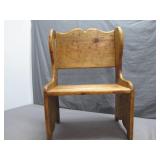 Rustic Wooden Childï¿½s Chair with Charm