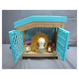 Little Live Pets Guinea Pig Hutch with Accessories