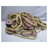 Rope and Pulley System With Hooks