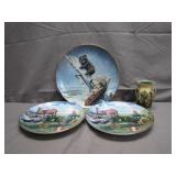 Decorative Plates and Vase Collectible Set