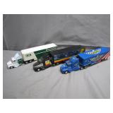 3 Die-Cast Semi Trucks with Trailers 3 Die-Cast Semi Trucks with Trailers
