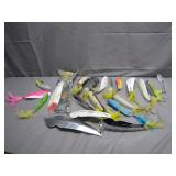 Fishing Lures with Feathered Designs Fishing Lures with Feathered Designs