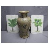 Decorative Ceramic Vase and Palm Plaques Set Decorative Ceramic Vase and Palm Plaques Set