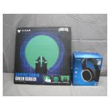 Streaming Essentials: Green Screen & Headphones Streaming Essentials: Green Screen & Headphones