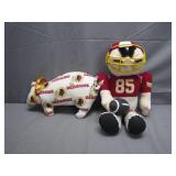 NFL-Themed Plush Pair With Redskins Logos NFL-Themed Plush Pair With Redskins Logos