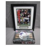 Clinton Portis Framed Photo & Buffalo Helmet Toy Clinton Portis Framed Photo & Buffalo Helmet Toy