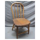 Classic Wooden Chair With Timeless Charm Classic Wooden Chair With Timeless Charm