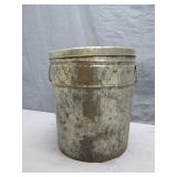 Galvanized Metal Bucket with Lid Galvanized Metal Bucket with Lid
