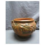 Roseville USA 657-5 Pottery Planter