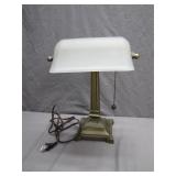 Brass-Finished Bankerï¿½s Desk Lamp