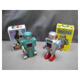 Wind-Up Spark Robots with Boxes