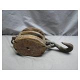 Wooden Double Pulley Block with Iron Hook