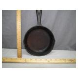 Cast Iron Skillet No. 5, 6 3/8-Inch