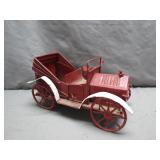 Red Metal Model Carriage with White Accents