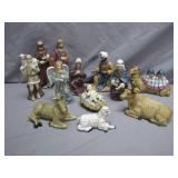 12-Piece Nativity Figurine Set With Stable Folks
