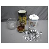 Kitchenware Set with Utensils