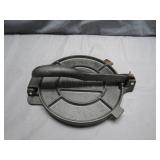 Star Blue Cast Iron Tortilla Press, 10 Inch