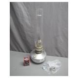 Aladdin Kerosene Lamp With Accessories