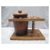 Humidor With Wooden Pipe Stand Feature