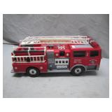 Metro City Fire Truck Model with Ladder