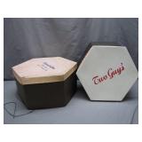 Vintage Womenï¿½s Hats with Original Boxes