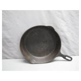 Unmarked Cast Iron #7 "1032" Skillet
