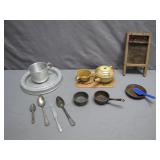 Toy Tableware and Mini Washboard